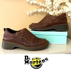 Vintage Dr. Martens 2B18 Slip On Leather Shoes Size US 7